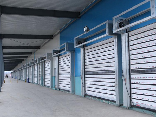 硬質(zhì)快速卷簾門(mén)